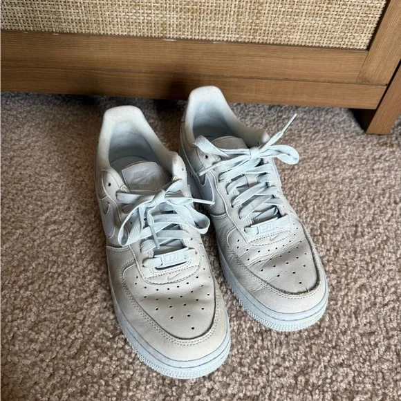 Nike Women’s Air Force 1 Low “Blue Tint” - Picture 2 of 8